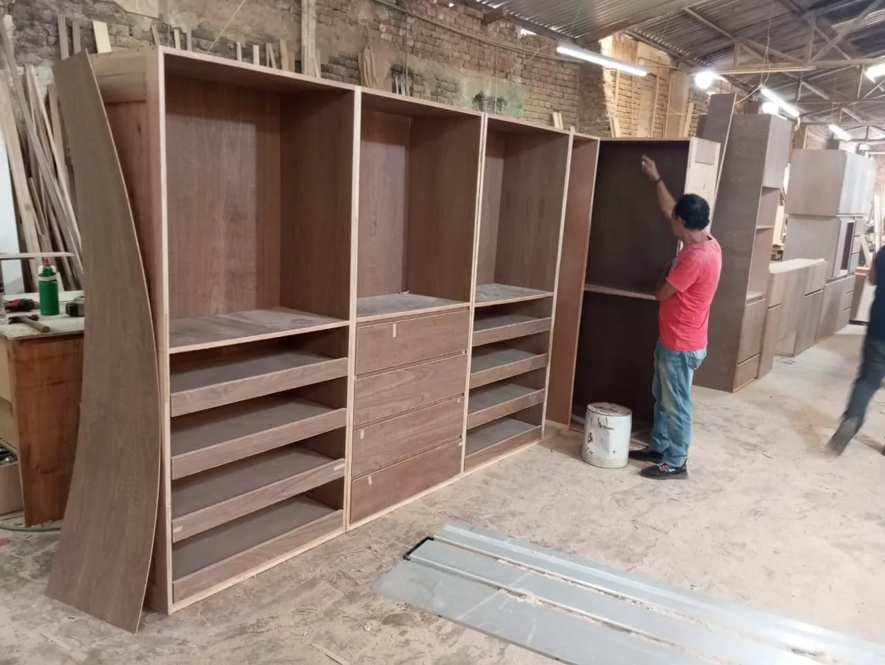 Nuestro taller - Armado artesanal de módulos
